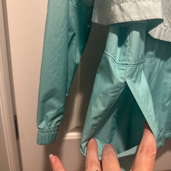 Women's Nike Windbreaker Size Large Lightweight Full Zip - Picture 3 of 5